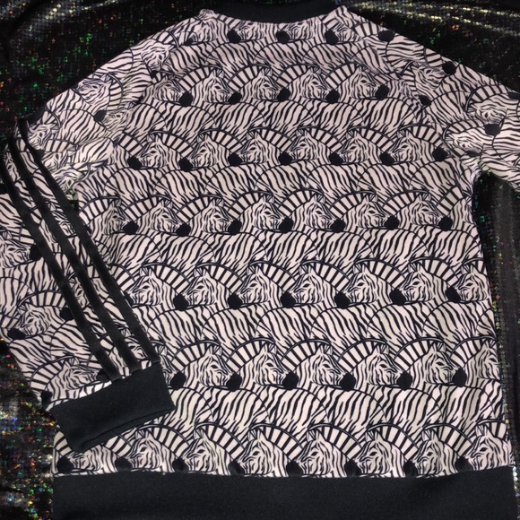 🎉Host Pick🎉 Adidas Zebra 🦓 Girls Jacket - Picture 14 of 16